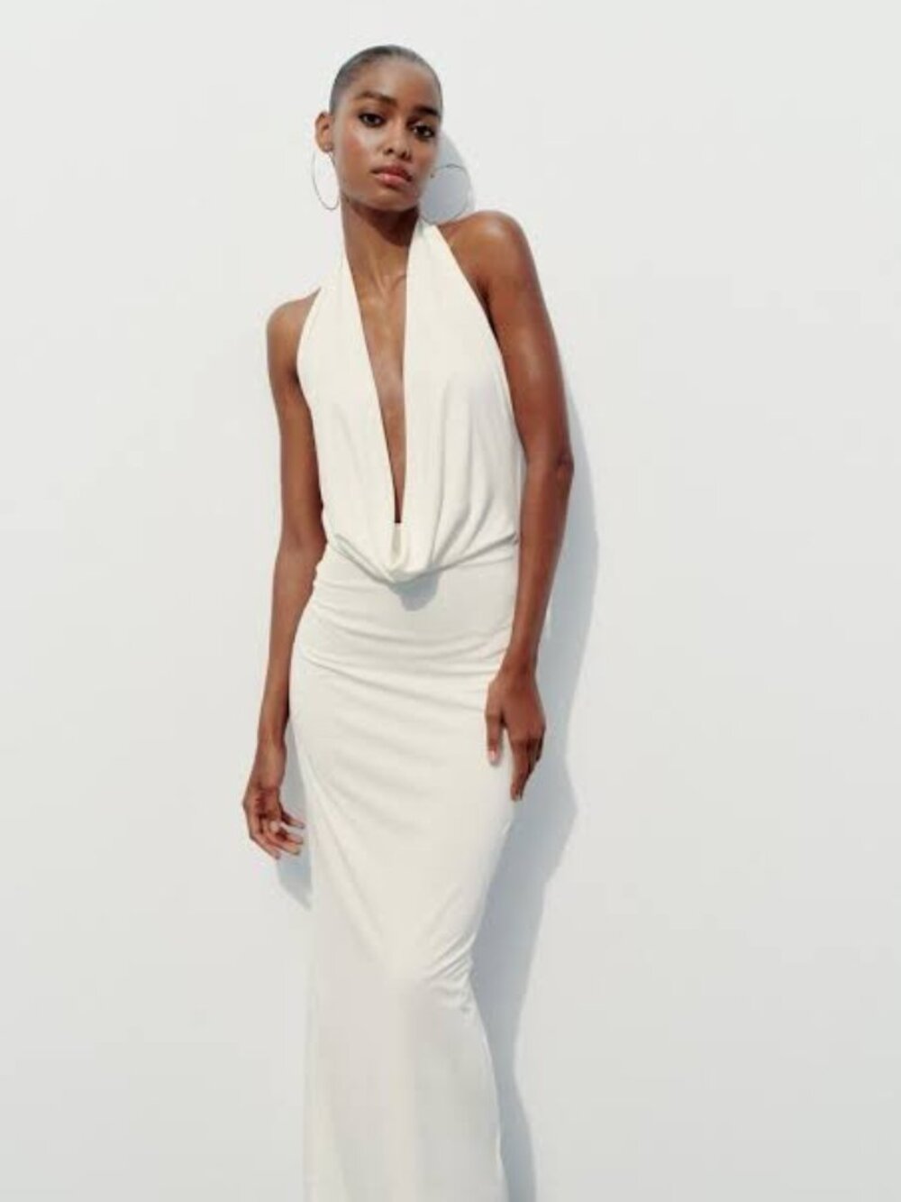 Viral Zara Halter Backless Deep Neck Dress